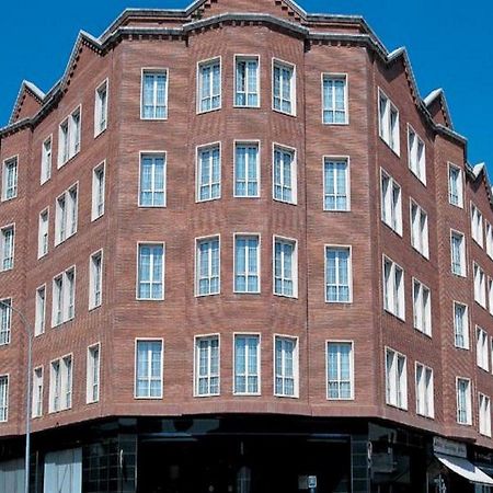 Urh Ciutat De Mataro Hotel Ngoại thất bức ảnh