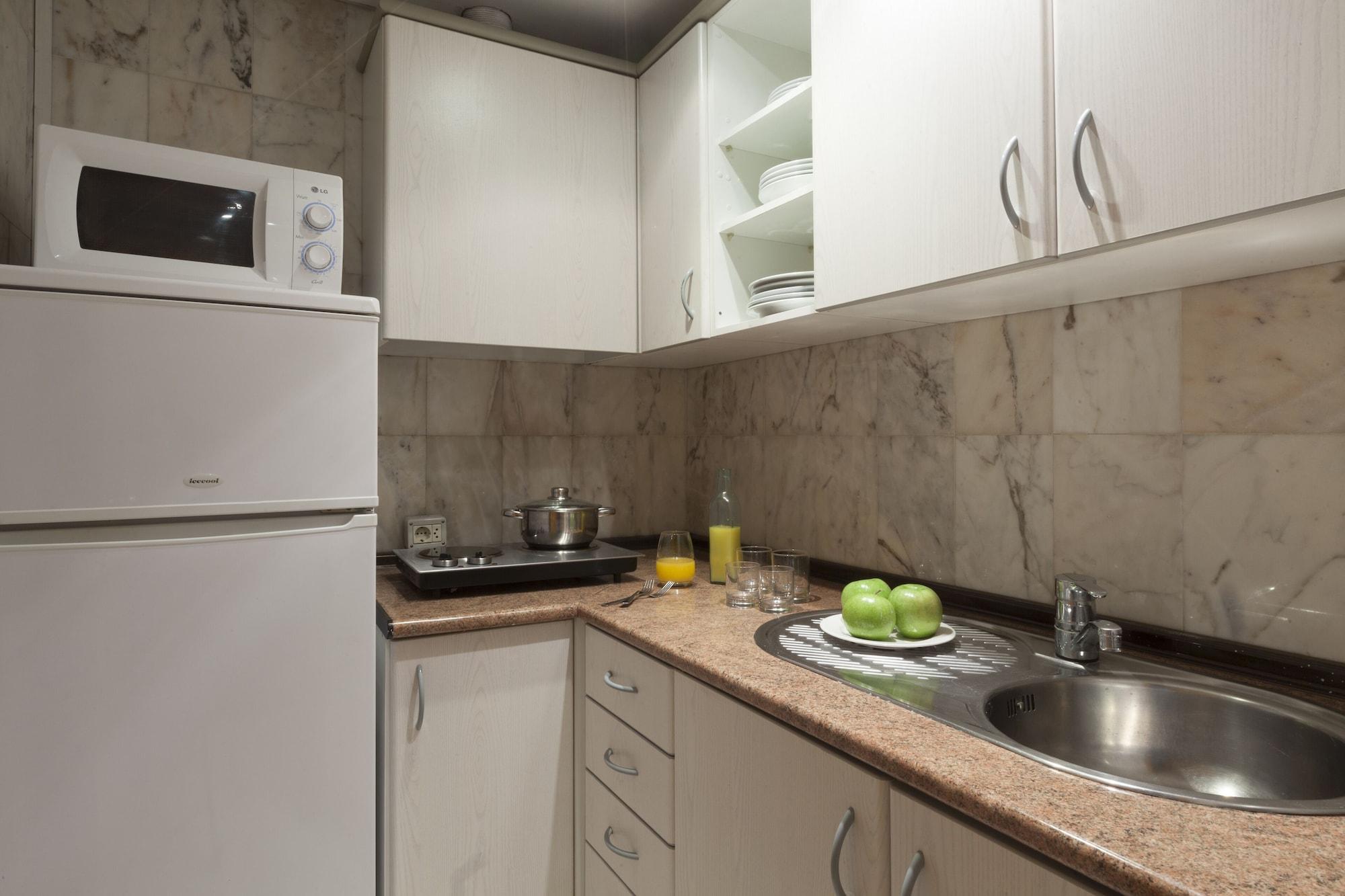 Urh Ciutat De Mataro Hotel Ngoại thất bức ảnh