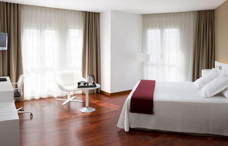 Urh Ciutat De Mataro Hotel Ngoại thất bức ảnh