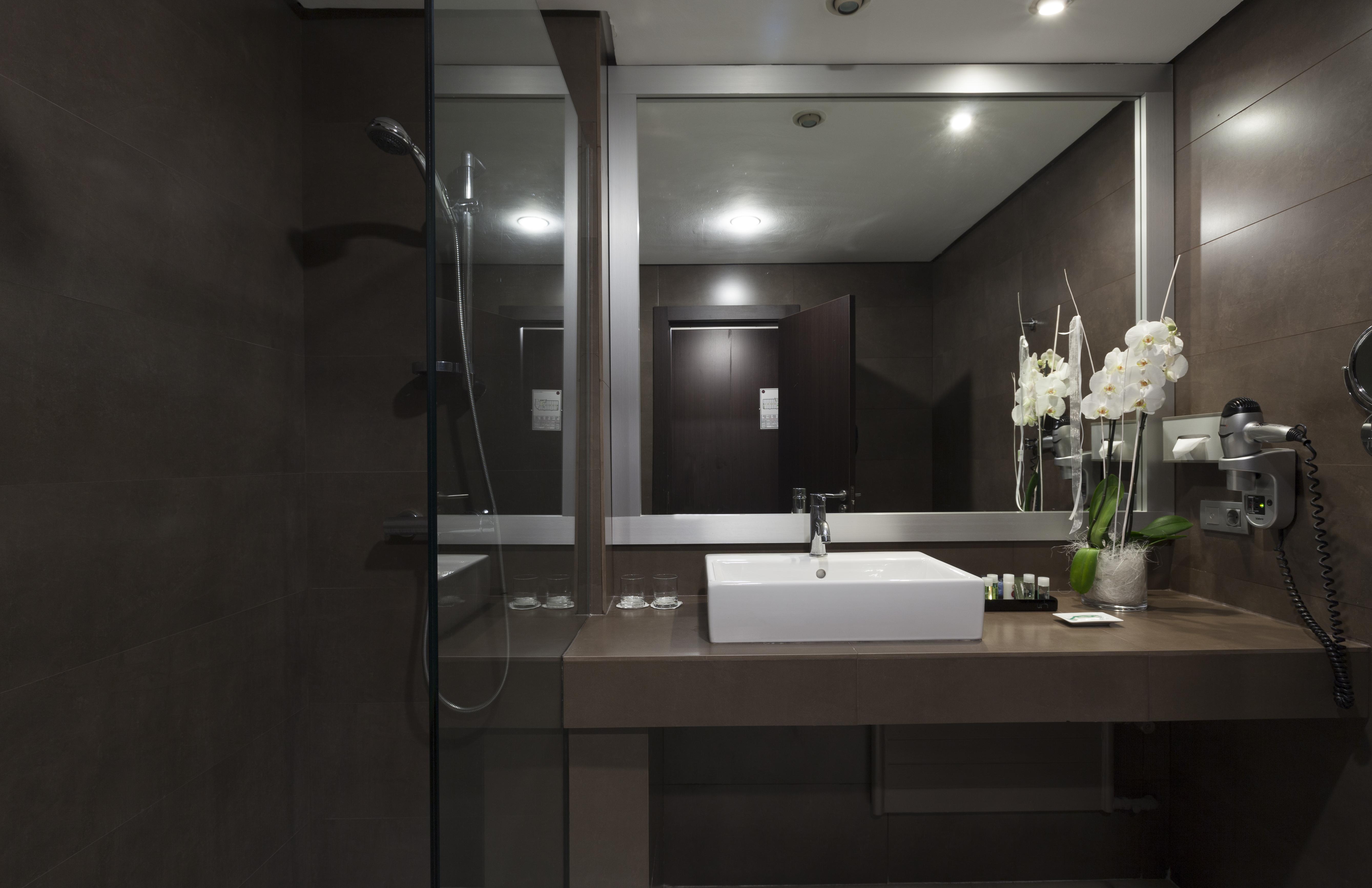 Urh Ciutat De Mataro Hotel Ngoại thất bức ảnh