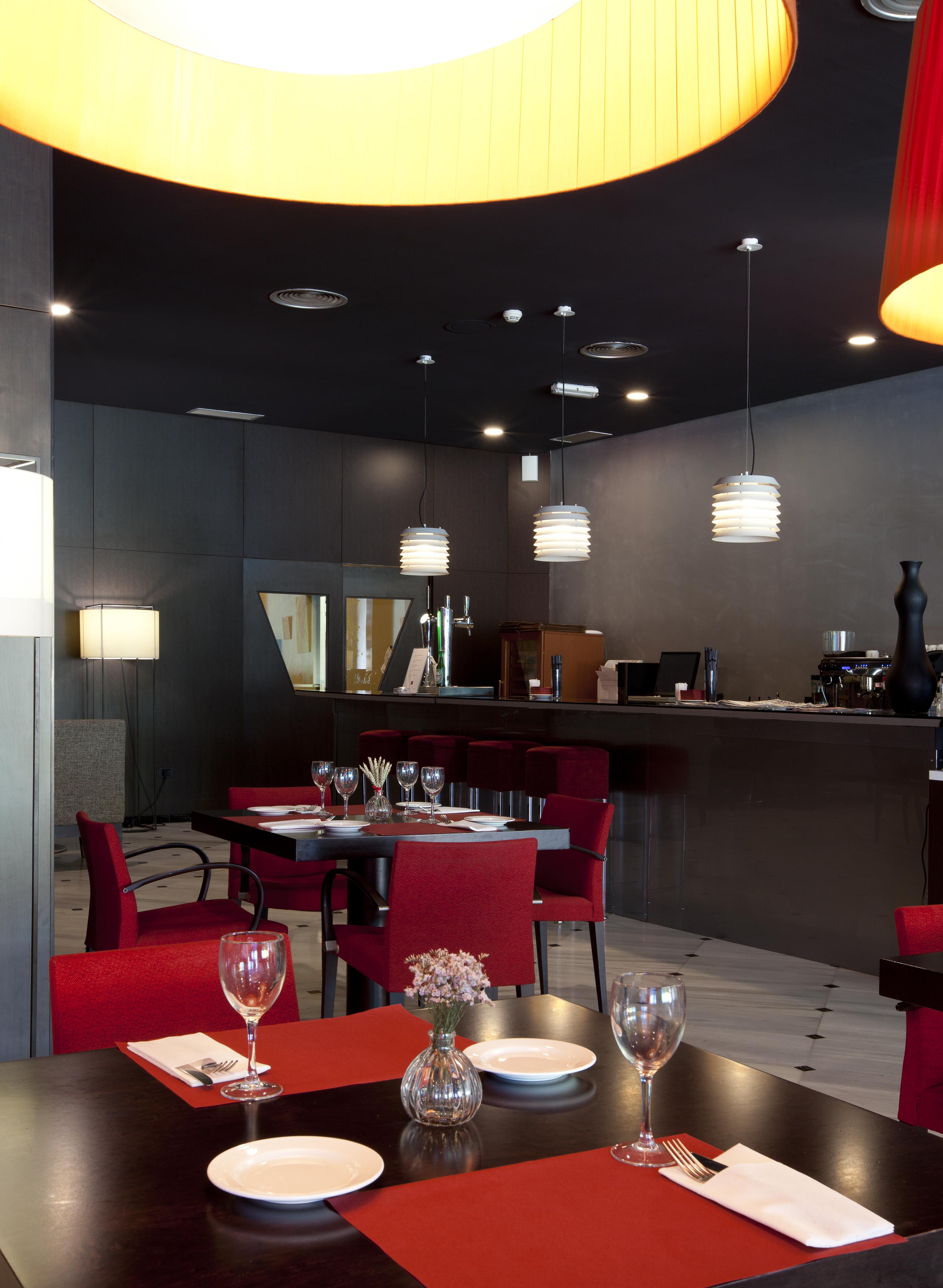 Urh Ciutat De Mataro Hotel Ngoại thất bức ảnh