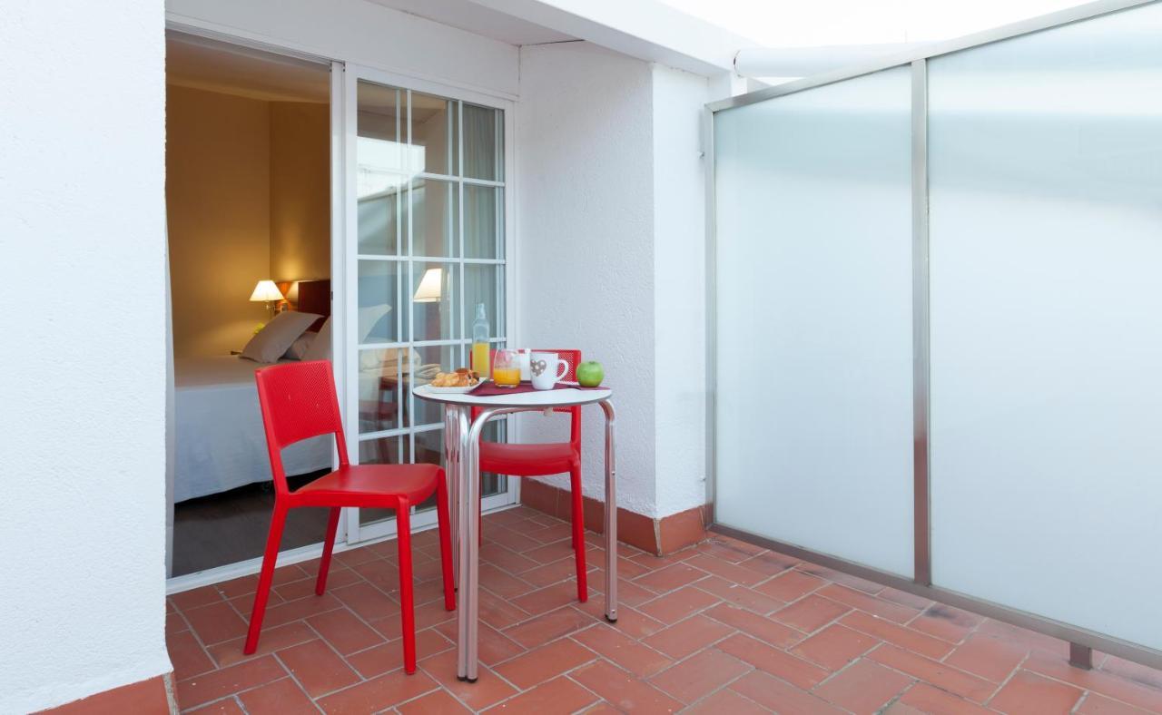 Urh Ciutat De Mataro Hotel Ngoại thất bức ảnh